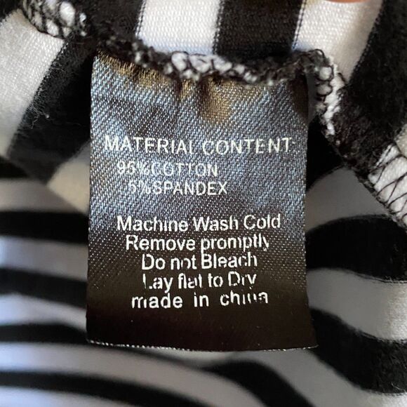 Sourpuss Nautical V-Neck T-Shirt XXL – Striped Punk Style - Picture 5 of 7